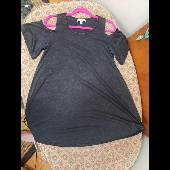 She+Sky Grey Acid Wash Open Shoulder T-shirt Dress - Picture 6 of 6